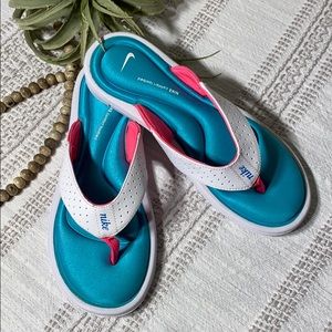 Nike Women's Ultra Comfort Thong Flip Flops